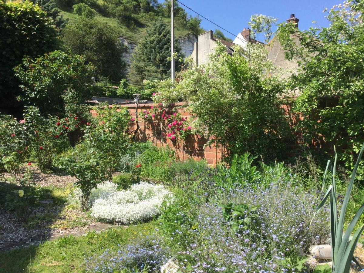 Les Papouz Bed and Breakfast Gommecourt Exteriör bild